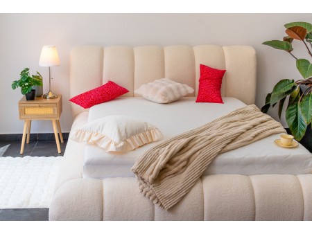 Nowoczesne łóżko tapicerowane do sypialni CLOUD SOFT ze stelażem i pojemnikiem na pościel 2